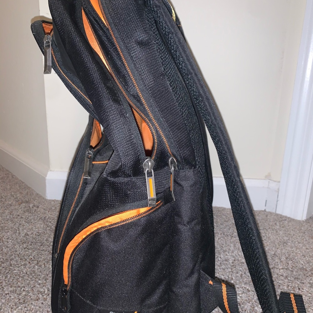Computer/Laptop Backpack - Picture 2 of 3